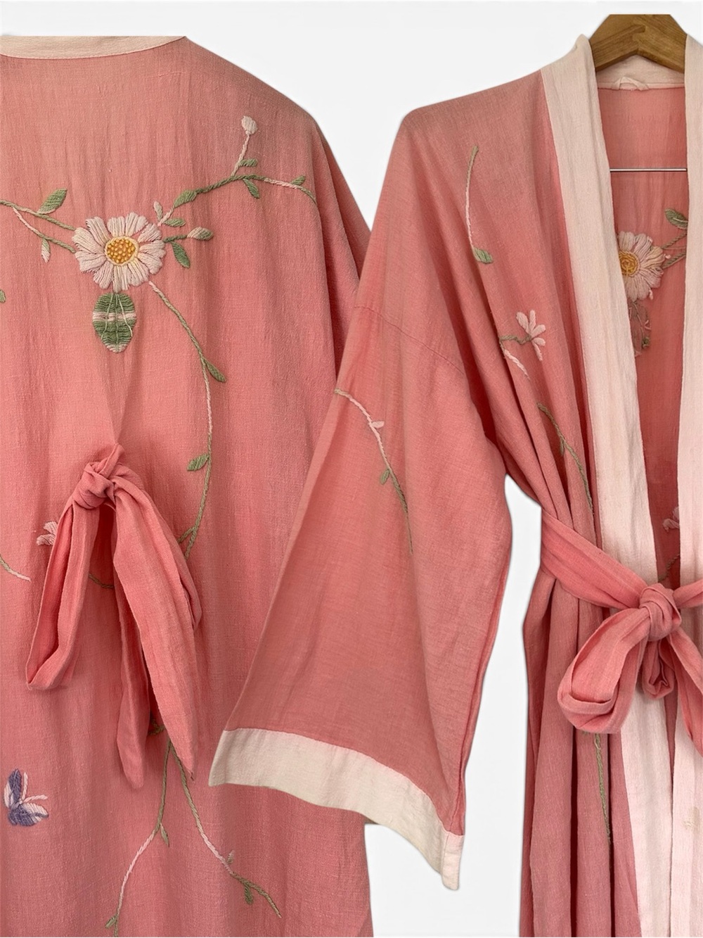 Vintage Embroidered Pink Floral Kimono Robe